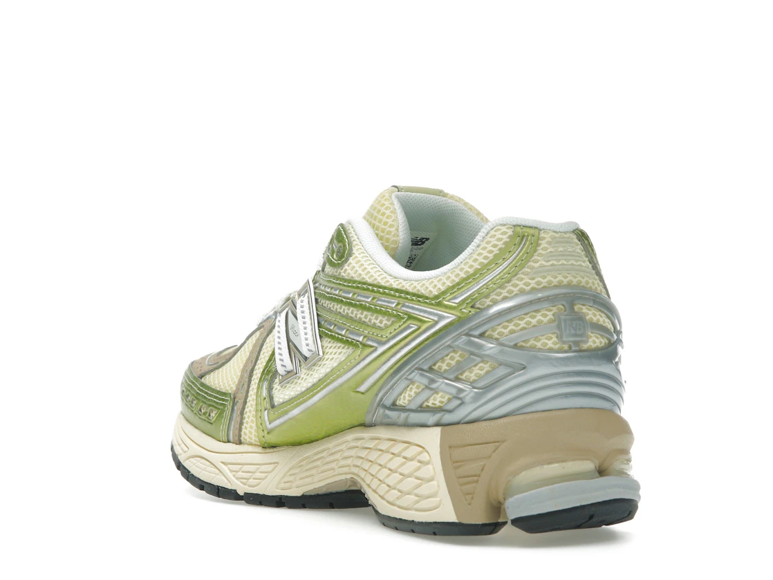 New Balance 1906R Yellow Parchment