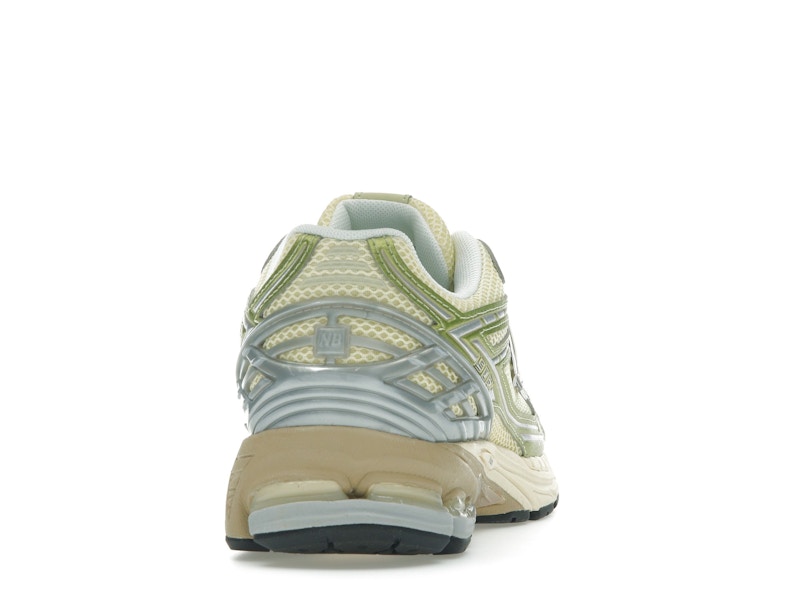 New Balance 1906R Yellow Parchment