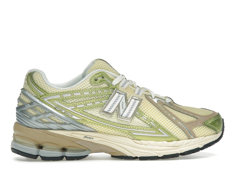 New Balance 1906R Yellow Parchment