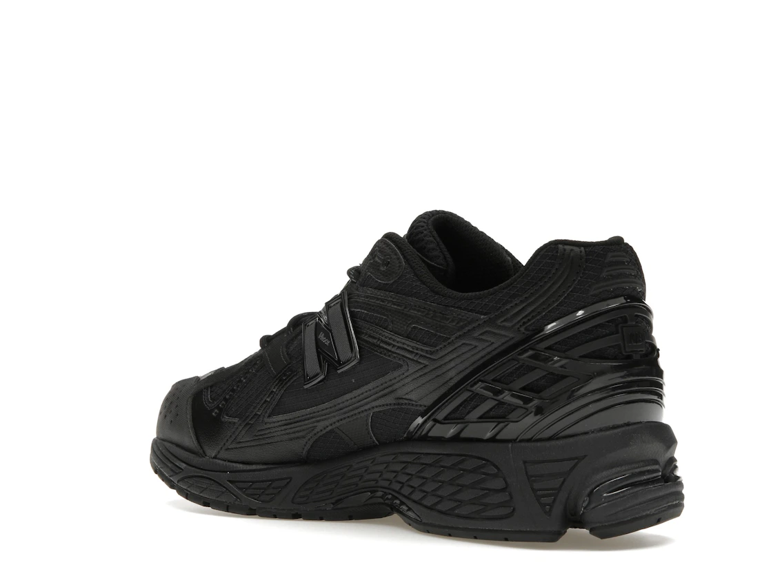 New Balance 1906U Triple Black