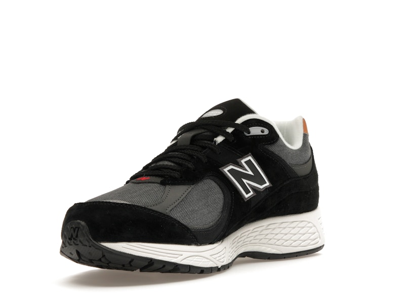New Balance 2002R Black Sepia