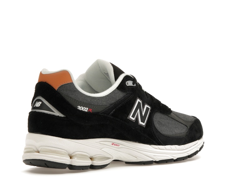 New Balance 2002R Black Sepia