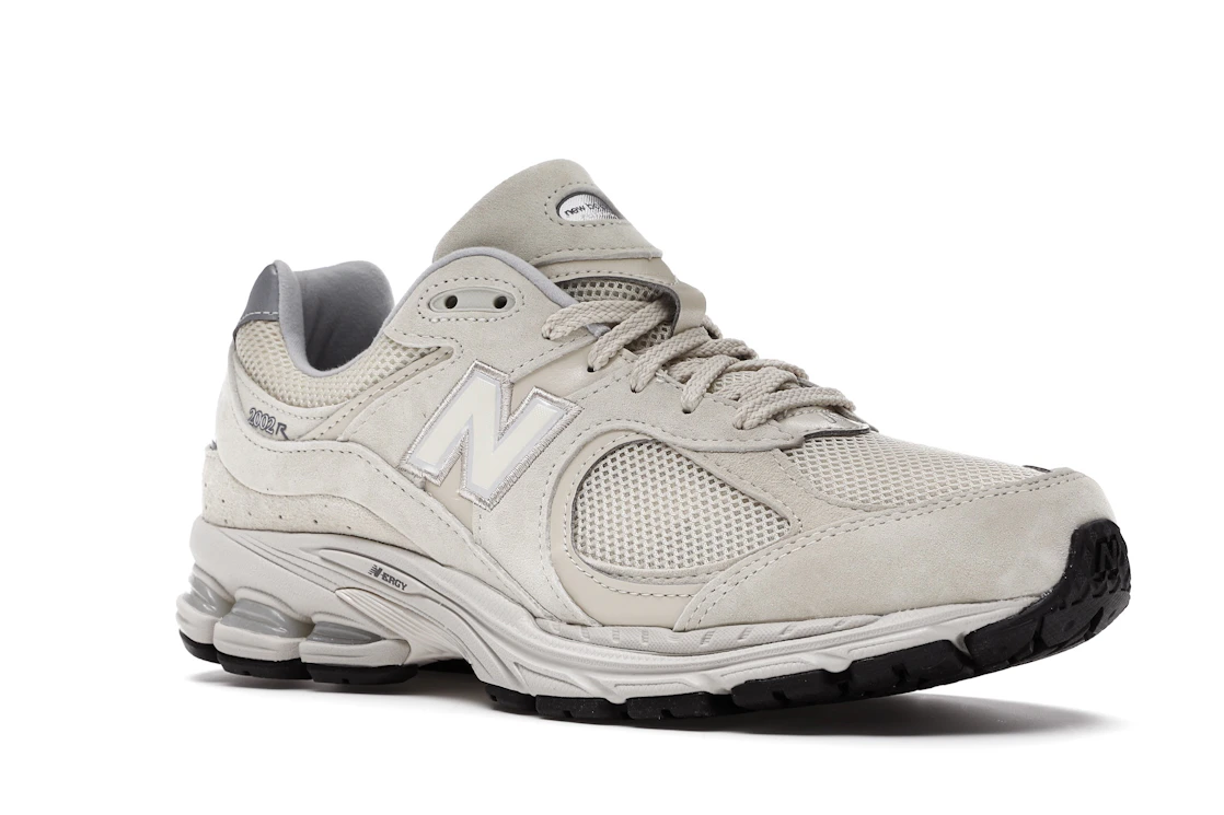 New Balance 2002R Bone Light Aluminum