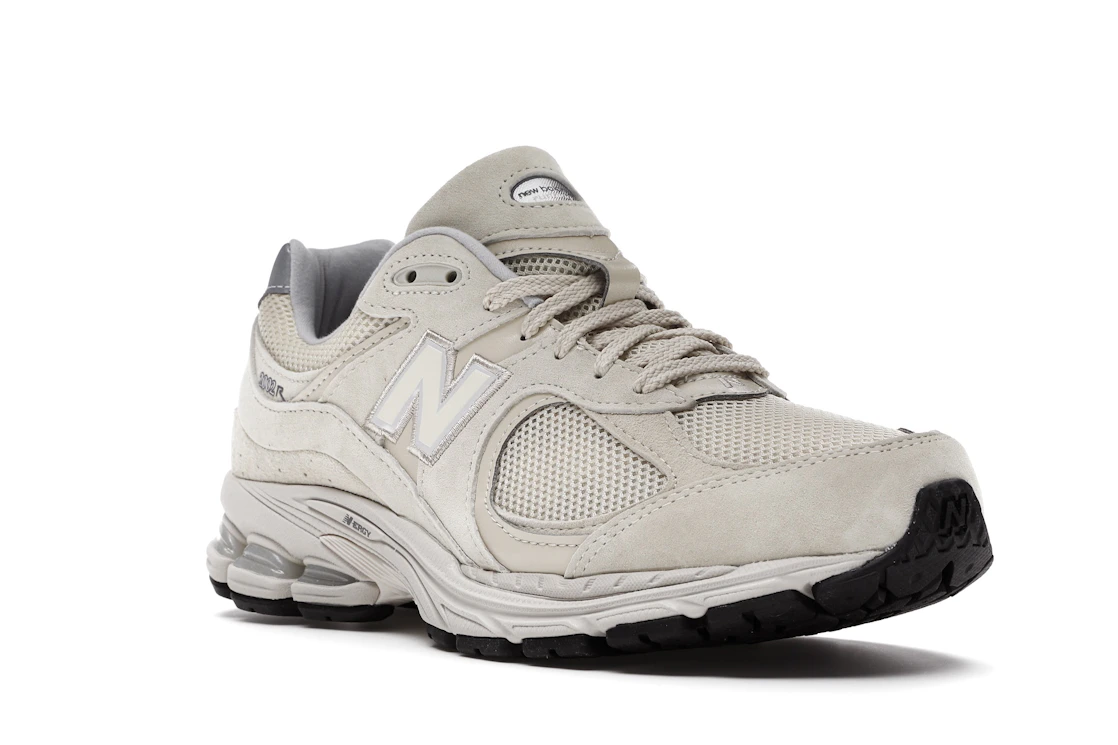 New Balance 2002R Bone Light Aluminum
