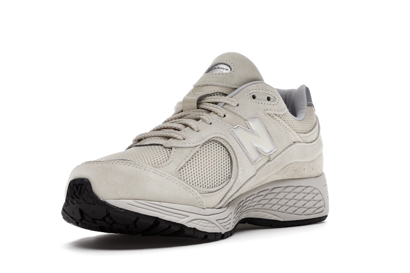 New Balance 2002R Bone Light Aluminum