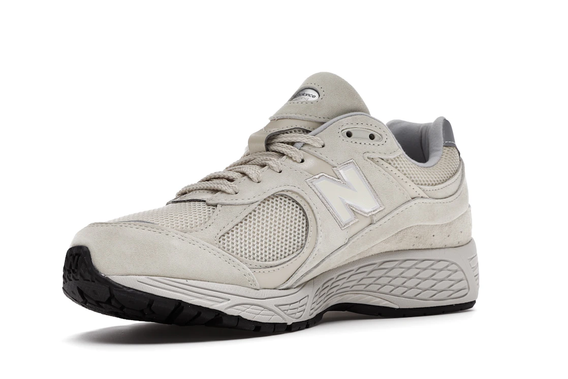 New Balance 2002R Bone Light Aluminum