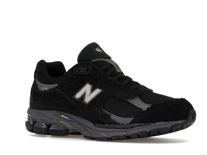 New Balance 2002R Gore-Tex Protection Pack Black Magnet