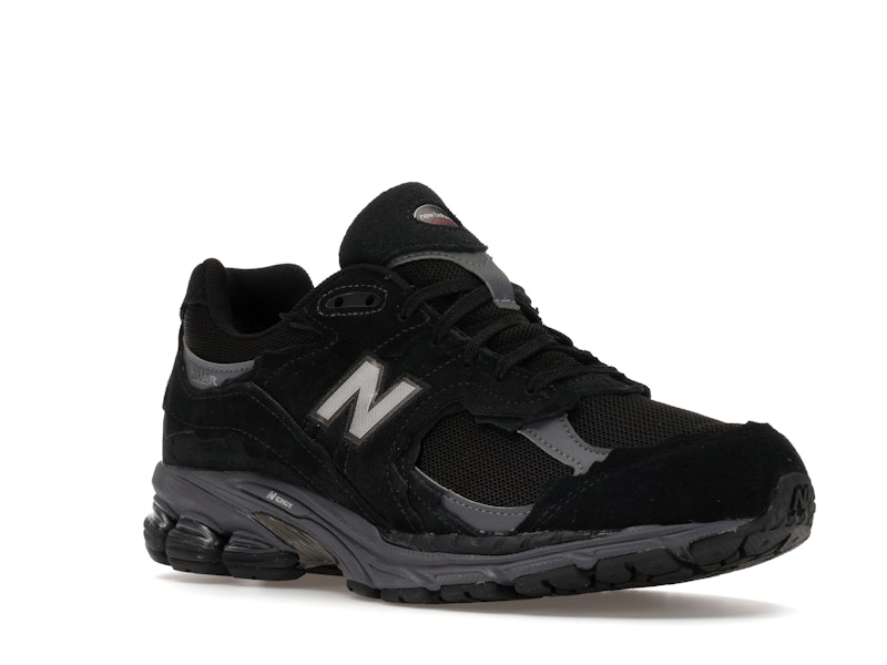 New Balance 2002R Gore-Tex Protection Pack Black Magnet