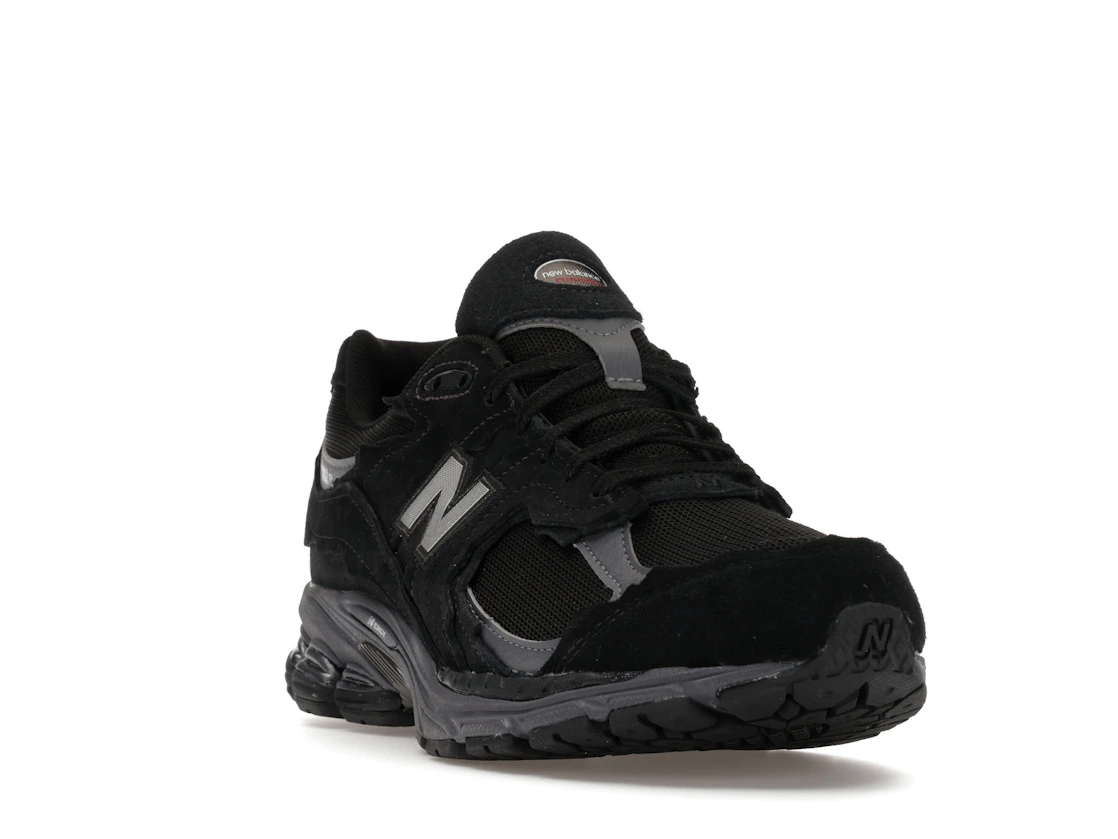 New Balance 2002R Gore-Tex Protection Pack Black Magnet