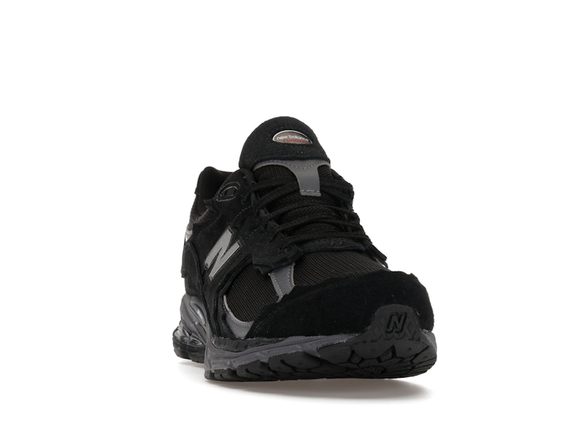 New Balance 2002R Gore-Tex Protection Pack Black Magnet