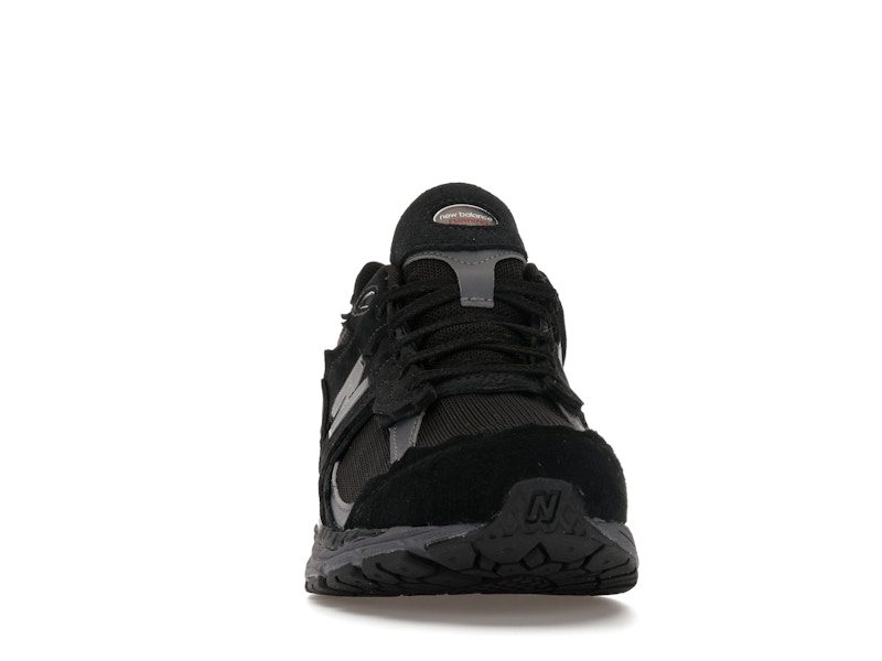 New Balance 2002R Gore-Tex Protection Pack Black Magnet