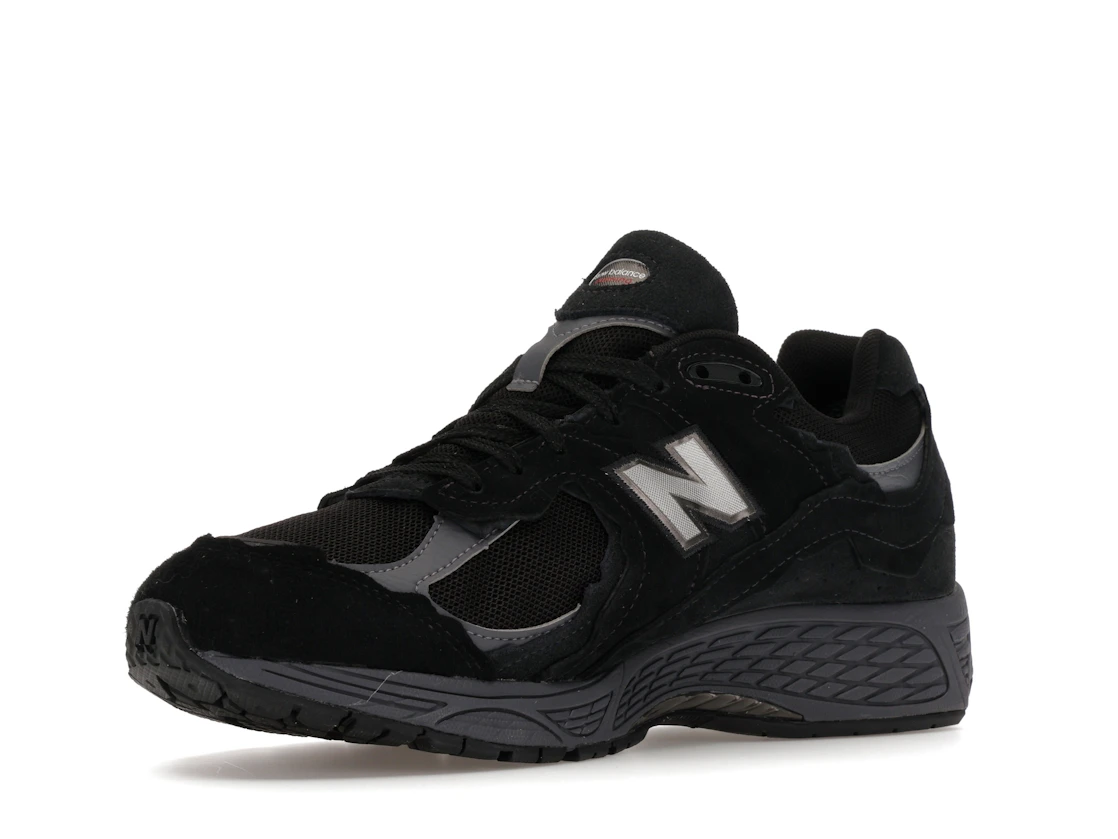 New Balance 2002R Gore-Tex Protection Pack Black Magnet