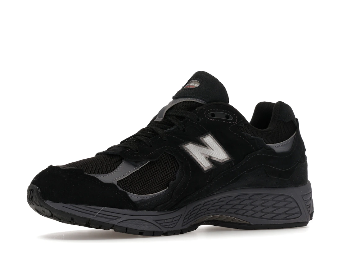 New Balance 2002R Gore-Tex Protection Pack Black Magnet