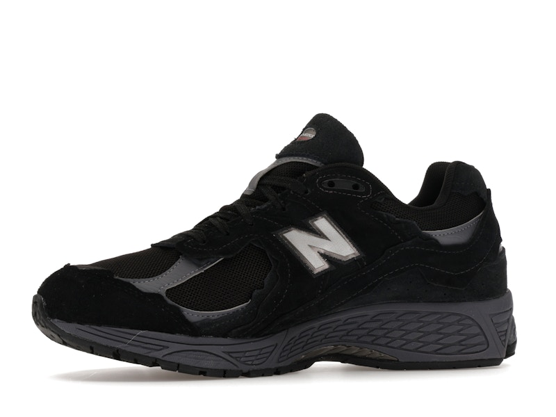 New Balance 2002R Gore-Tex Protection Pack Black Magnet