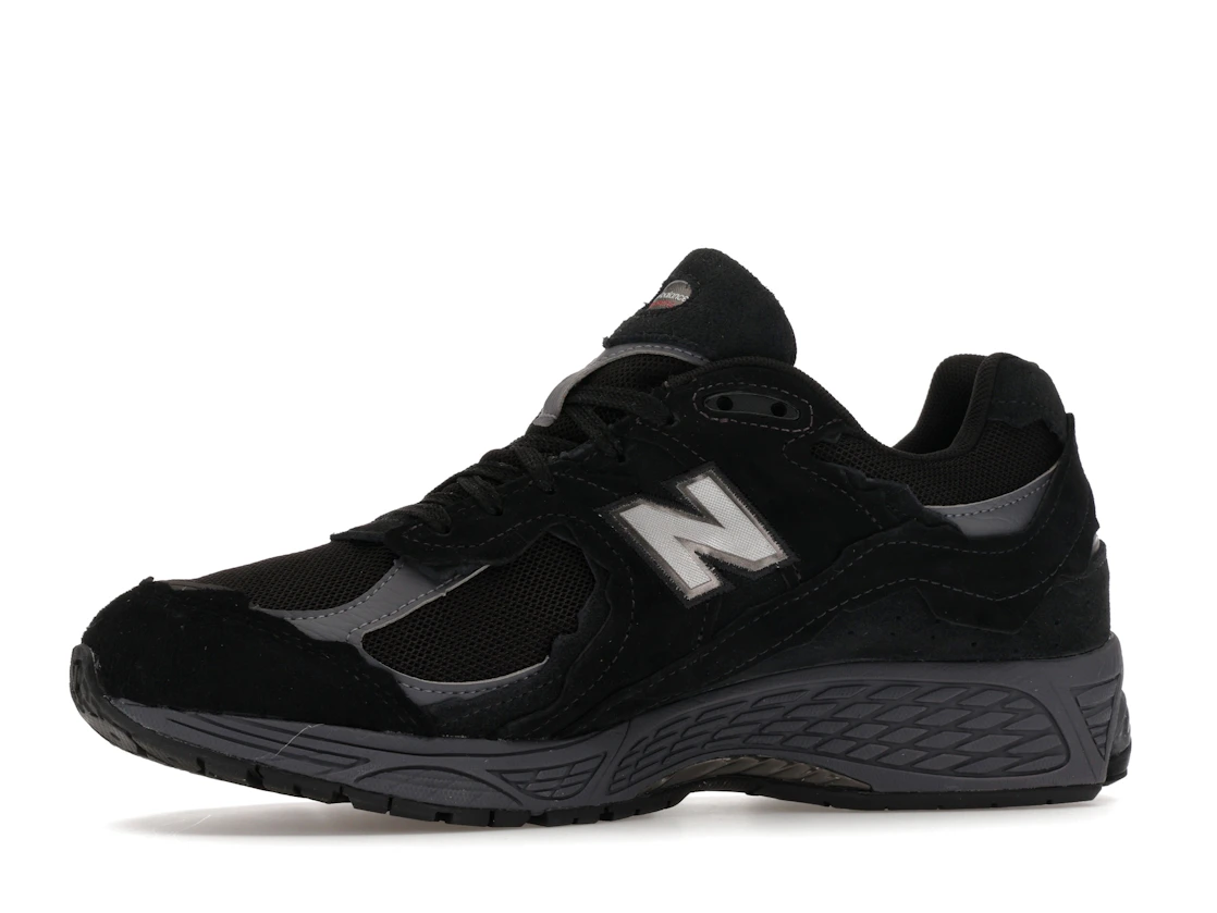 New Balance 2002R Gore-Tex Protection Pack Black Magnet