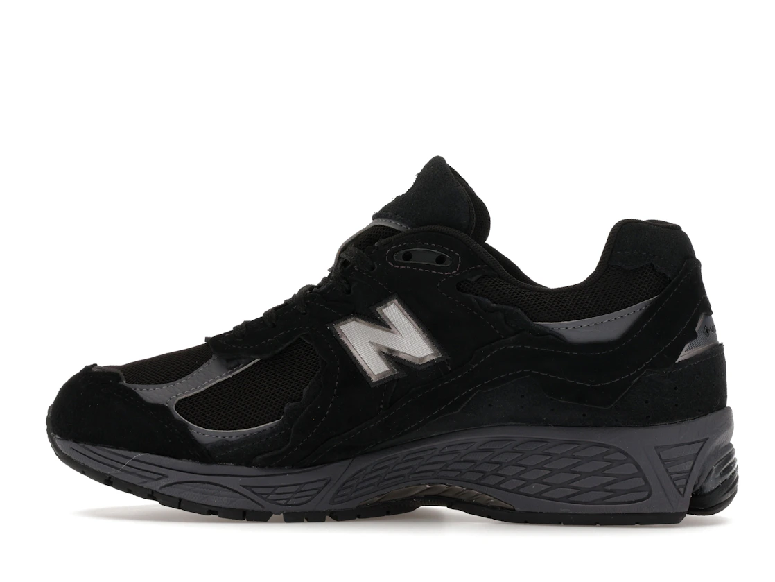 New Balance 2002R Gore-Tex Protection Pack Black Magnet
