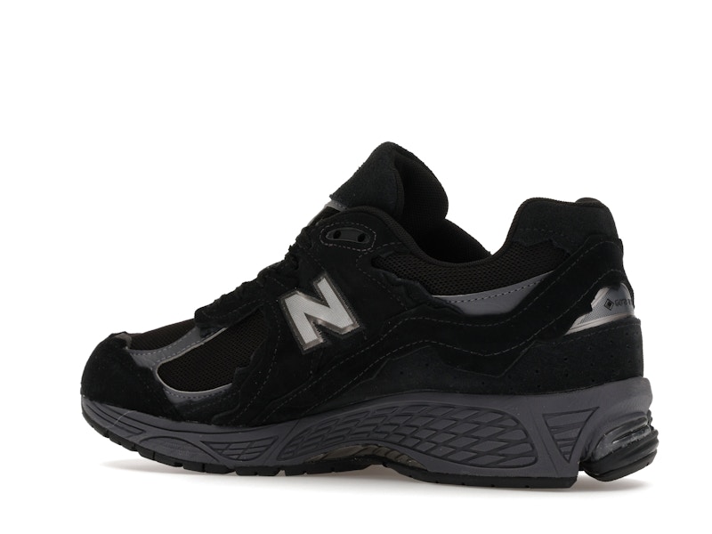 New Balance 2002R Gore-Tex Protection Pack Black Magnet