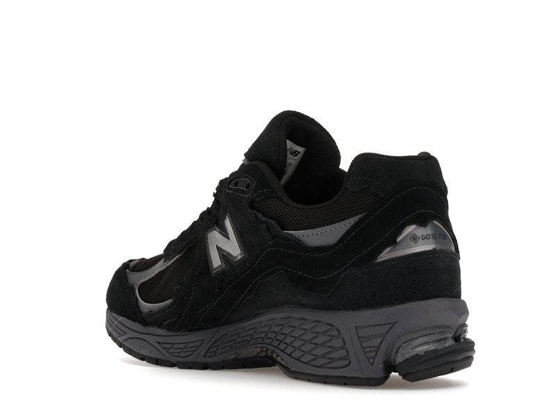 New Balance 2002R Gore-Tex Protection Pack Black Magnet