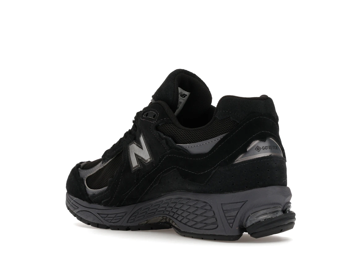 New Balance 2002R Gore-Tex Protection Pack Black Magnet
