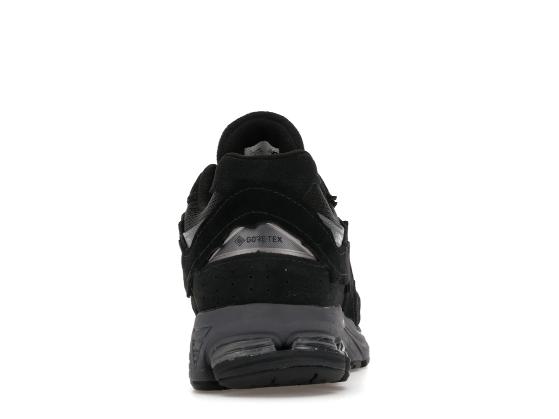 New Balance 2002R Gore-Tex Protection Pack Black Magnet