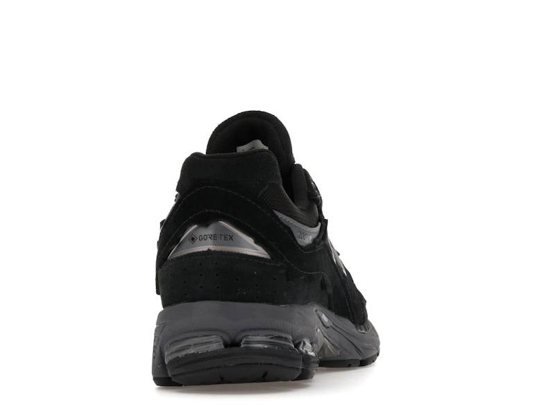 New Balance 2002R Gore-Tex Protection Pack Black Magnet