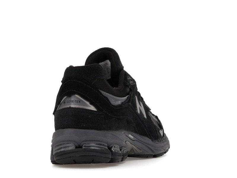 New Balance 2002R Gore-Tex Protection Pack Black Magnet