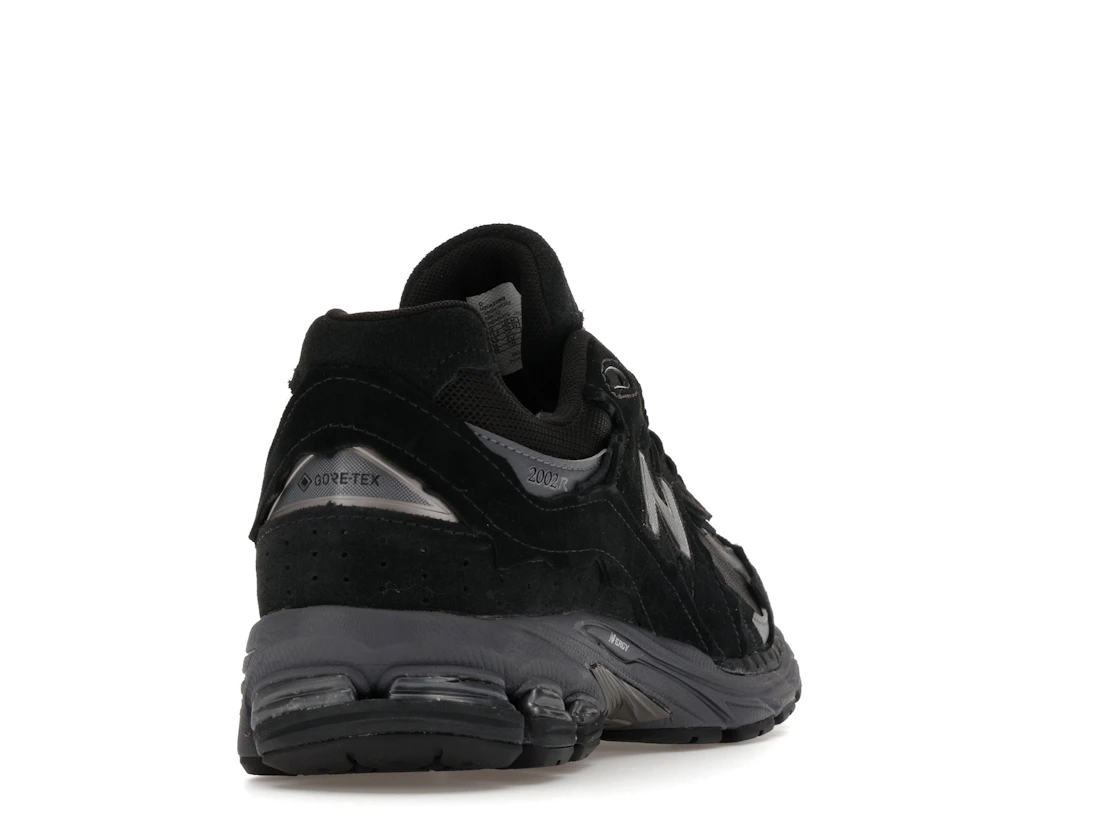 New Balance 2002R Gore-Tex Protection Pack Black Magnet