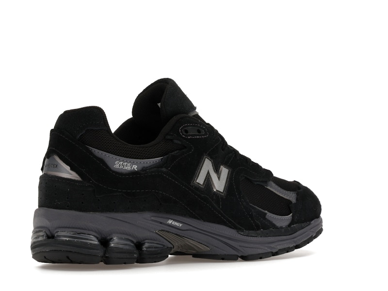 New Balance 2002R Gore-Tex Protection Pack Black Magnet