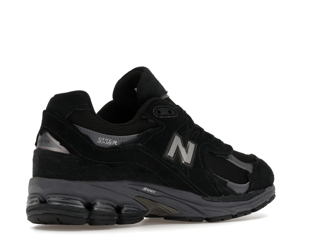 New Balance 2002R Gore-Tex Protection Pack Black Magnet