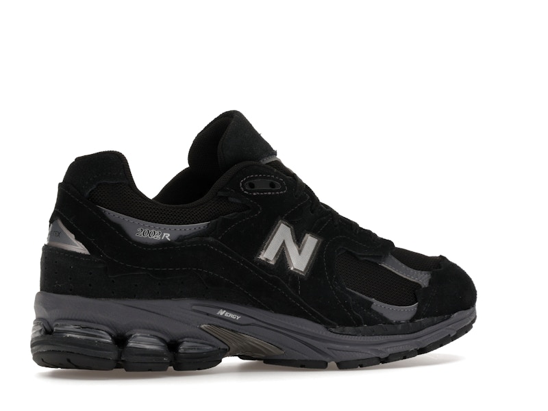 New Balance 2002R Gore-Tex Protection Pack Black Magnet