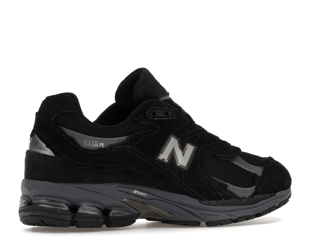 New Balance 2002R Gore-Tex Protection Pack Black Magnet