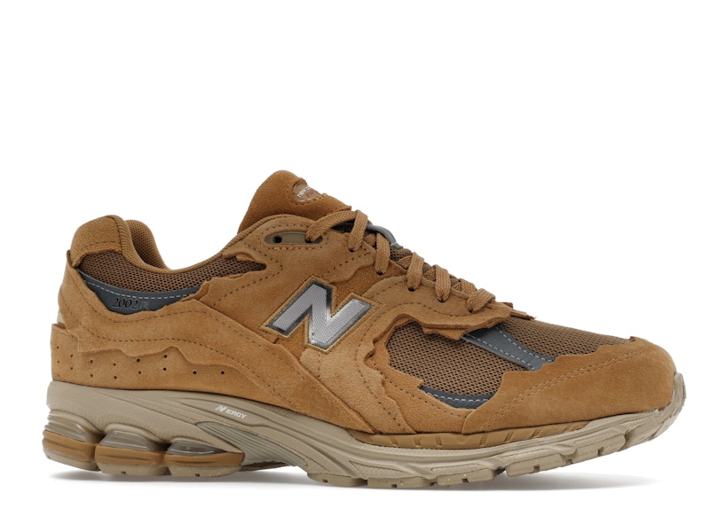 New Balance 2002R Gore-Tex Protection Pack Stucco