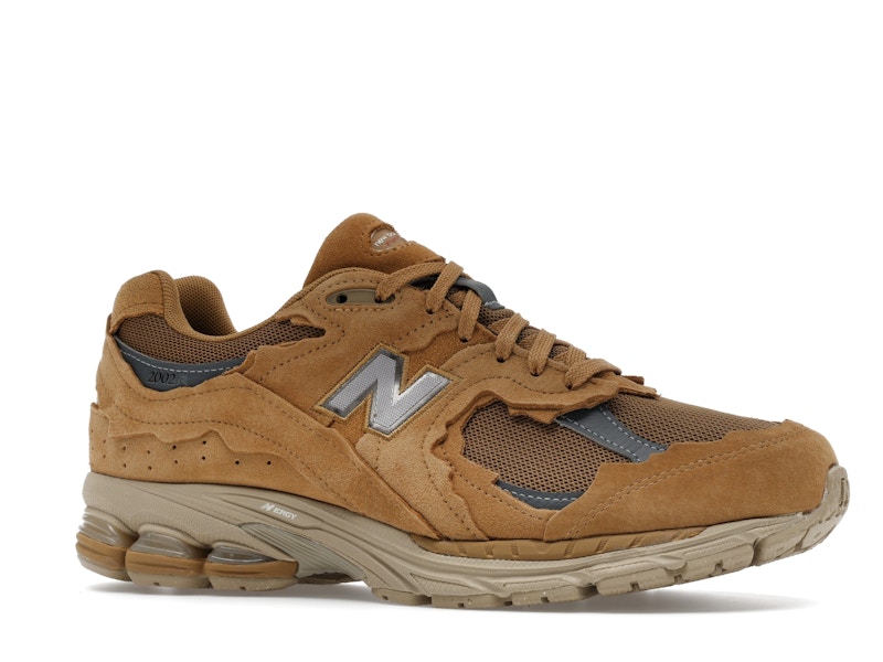 New Balance 2002R Gore-Tex Protection Pack Stucco