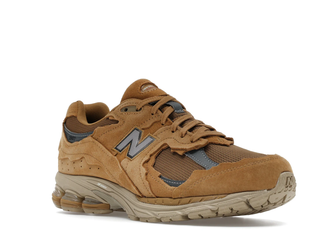 New Balance 2002R Gore-Tex Protection Pack Stucco