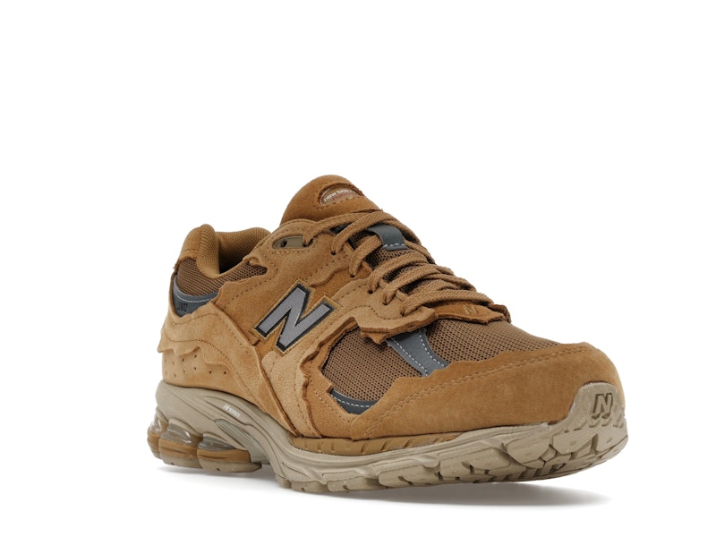New Balance 2002R Gore-Tex Protection Pack Stucco