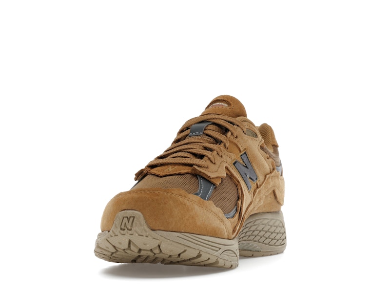 New Balance 2002R Gore-Tex Protection Pack Stucco