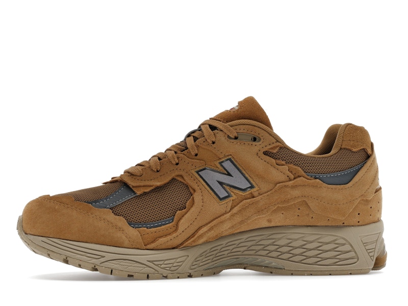 New Balance 2002R Gore-Tex Protection Pack Stucco