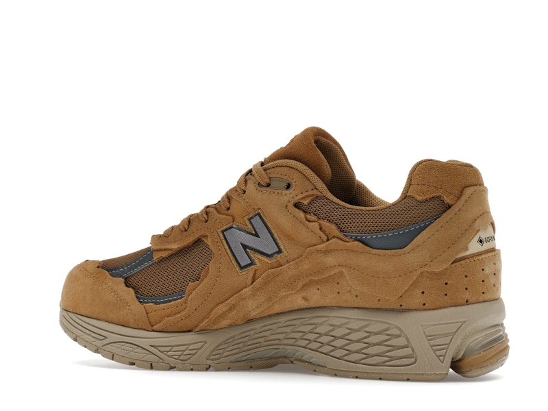 New Balance 2002R Gore-Tex Protection Pack Stucco