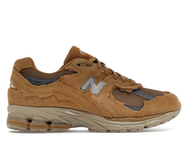 New Balance 2002R Gore-Tex Protection Pack Stucco