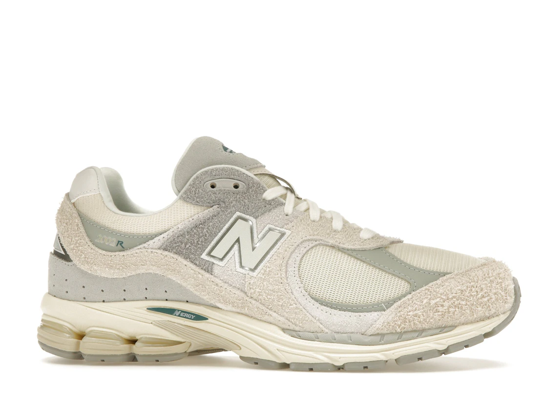 New Balance 2002R Linen
