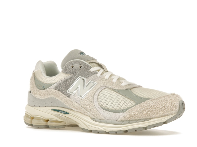 New Balance 2002R Linen