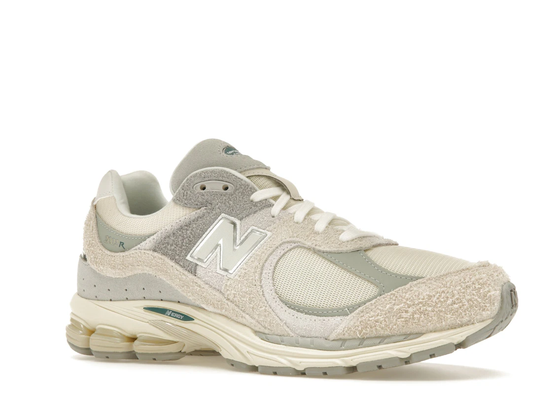 New Balance 2002R Linen