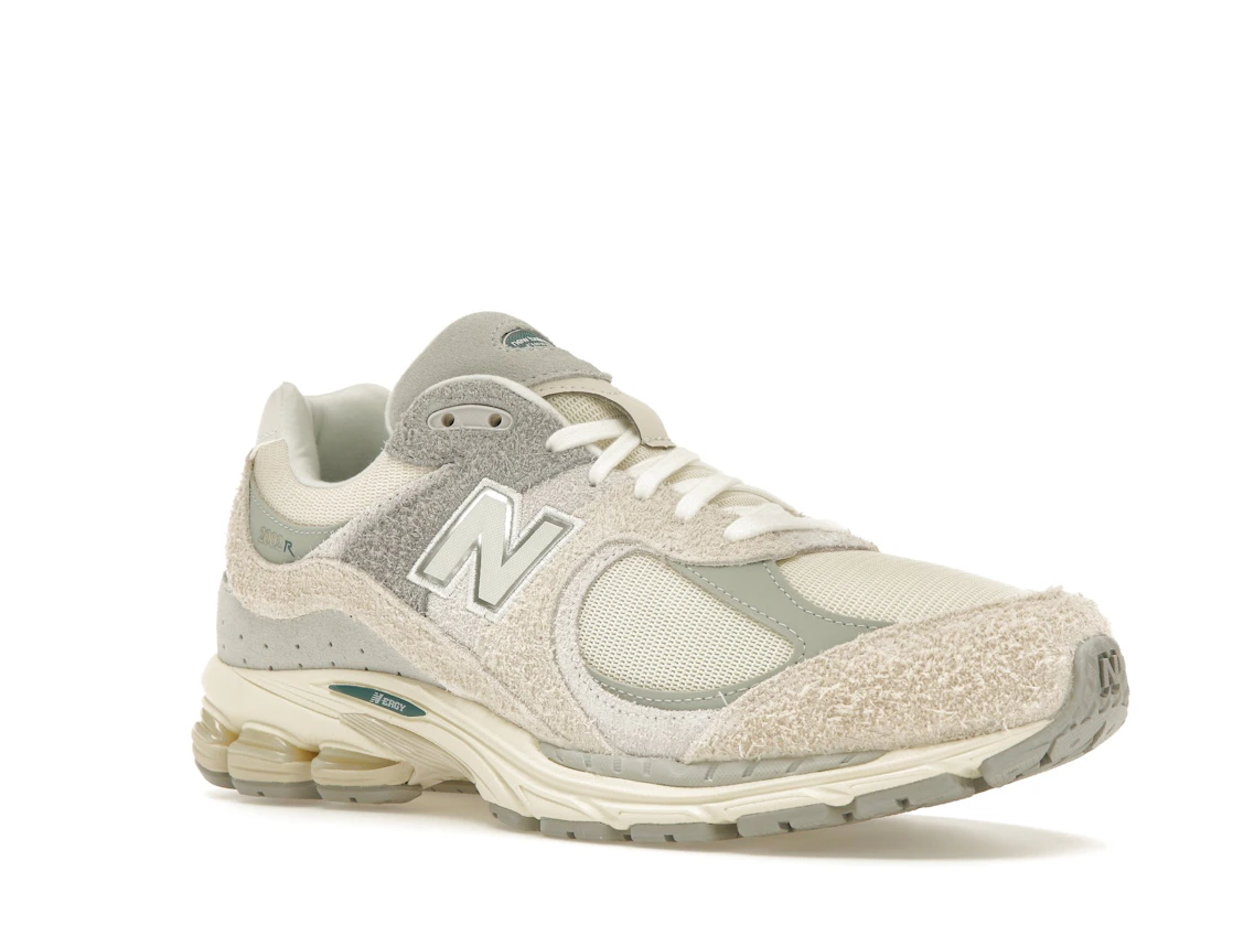 New Balance 2002R Linen