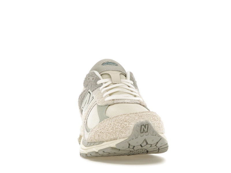 New Balance 2002R Linen