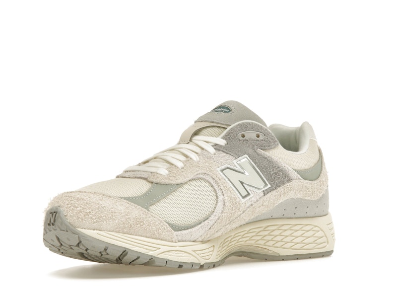 New Balance 2002R Linen