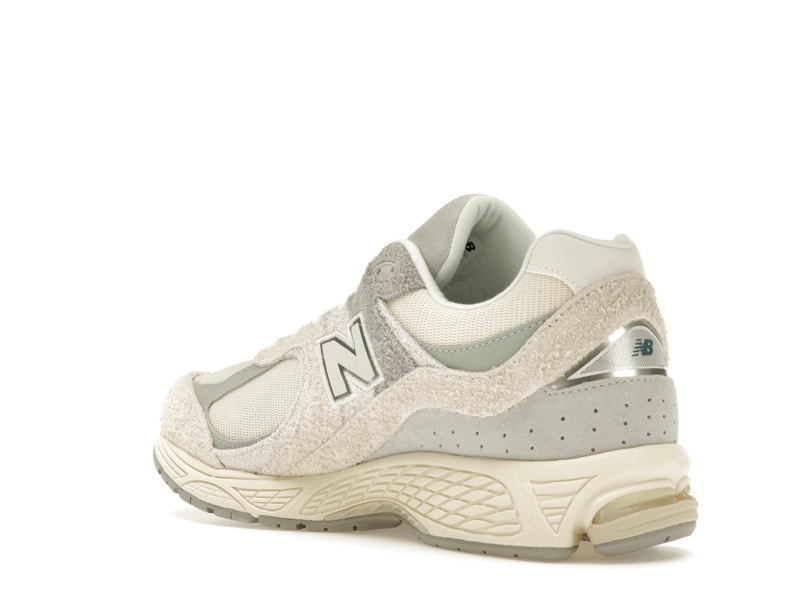 New Balance 2002R Linen