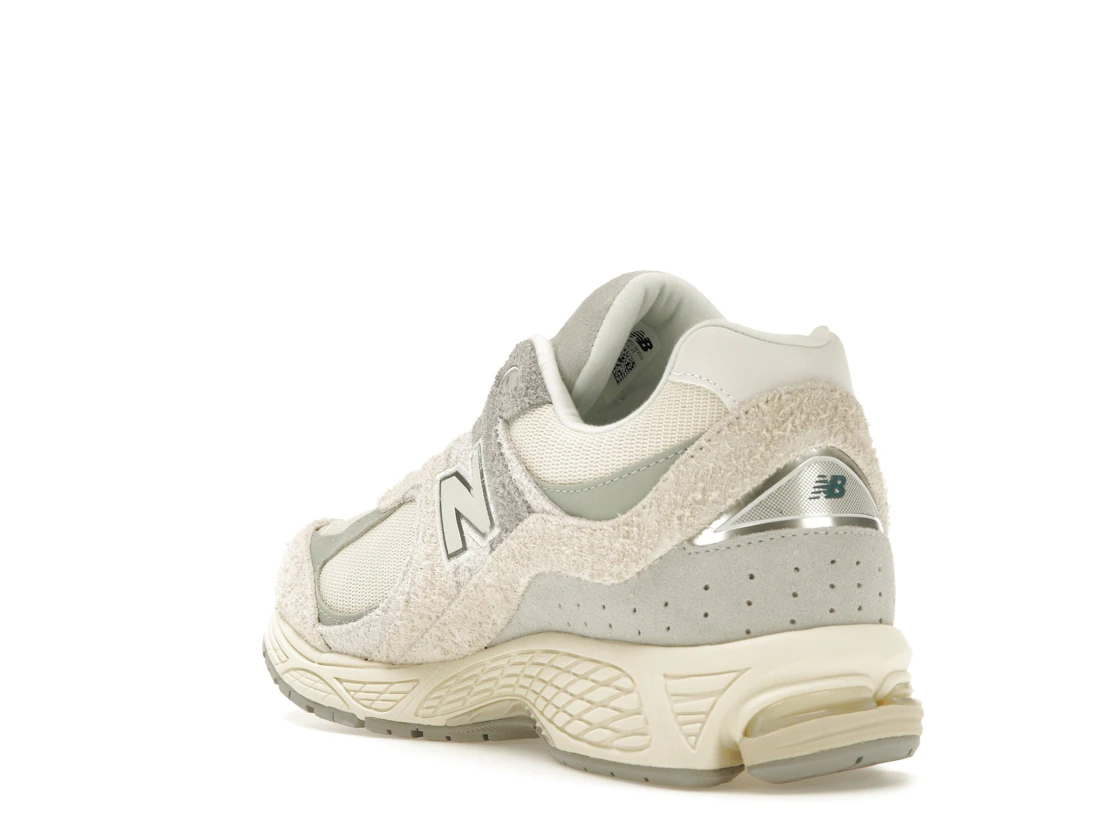 New Balance 2002R Linen