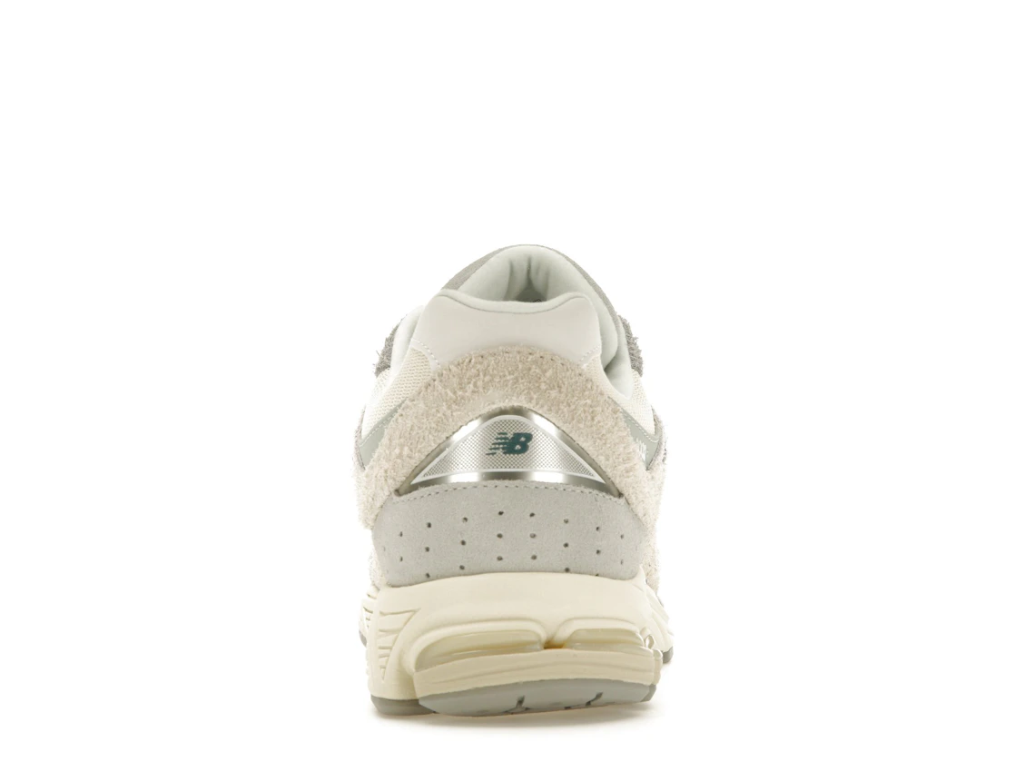 New Balance 2002R Linen