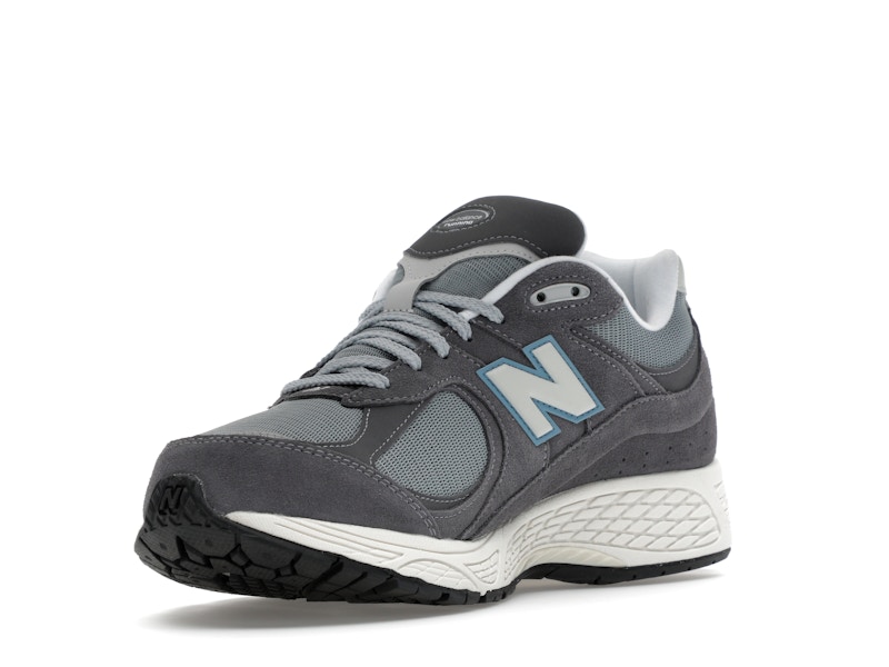 New Balance 2002R Magnent Lead