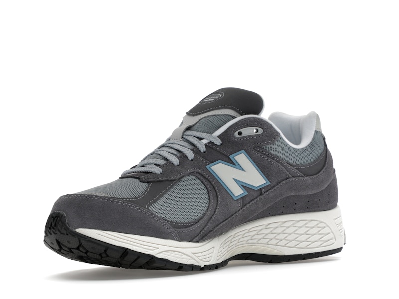 New Balance 2002R Magnent Lead